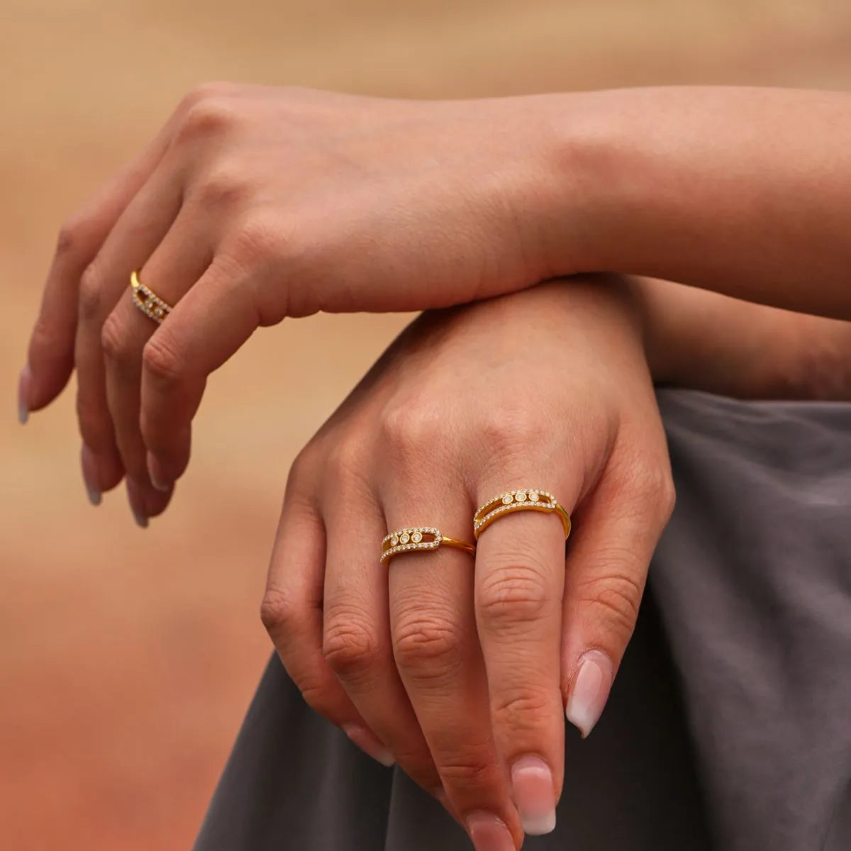 Moving Crystal Bar Necklace and Ring Jewelry Set