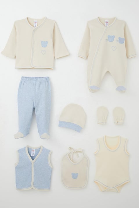 Cotton 8-piece baby clothing set with bear design – newborn gift set 0–3 months

