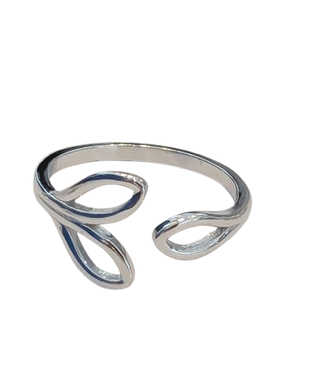 Elegant Sterling Silver Openwork Ring