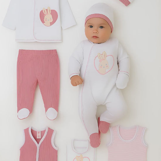Cotton 8-piece baby clothing set with bear design – newborn gift set 0–3 months

