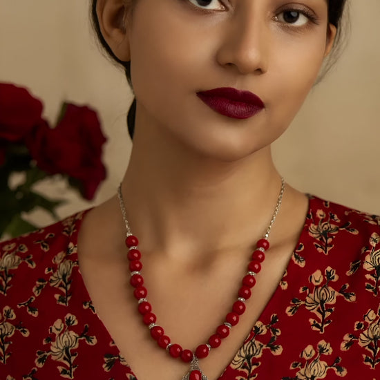 Red Beaded Pendant Necklace