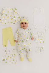 8-piece newborn baby clothing gift set with apple design in organic cotton

